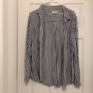 Navy blue/white striped button up